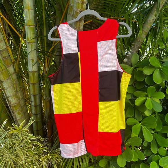 Reversible Nike Mesh Tank - Picture 8 of 15